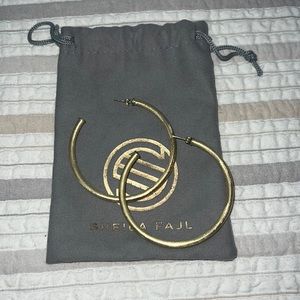 Sheila Fajl Everyone’s favorite hoops - large